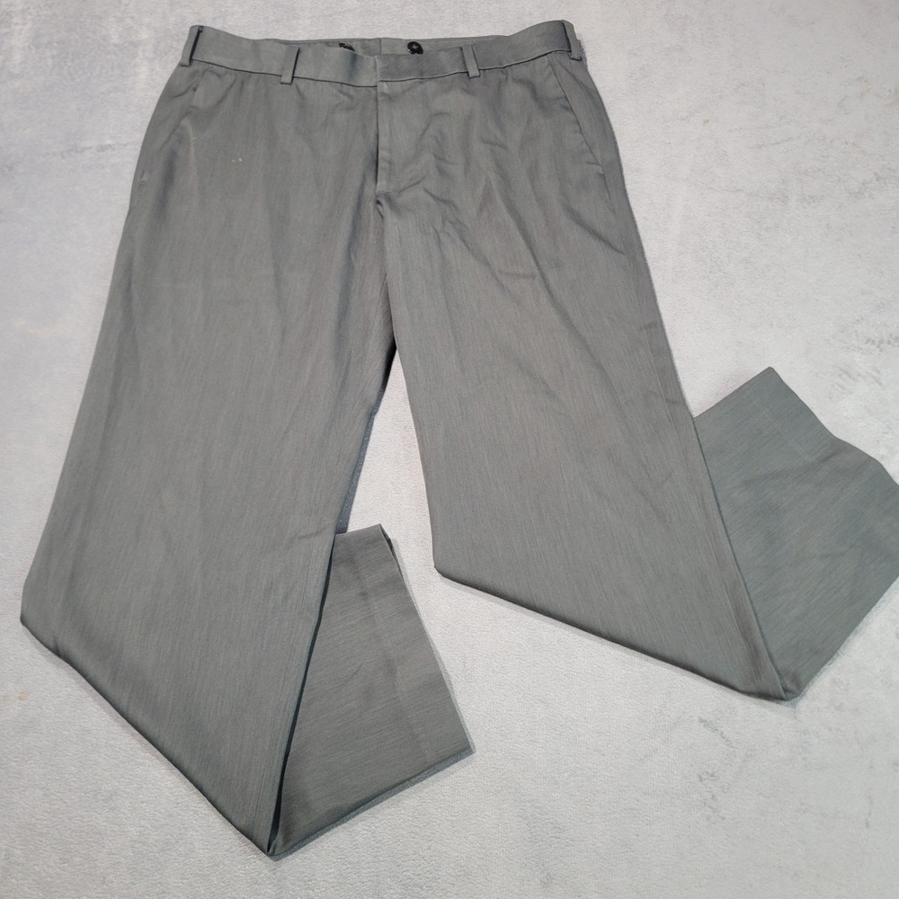 Van Heusen Traveler‎ Dress Pants Mens 34x30 Gray Flat Front Straight Leg Office